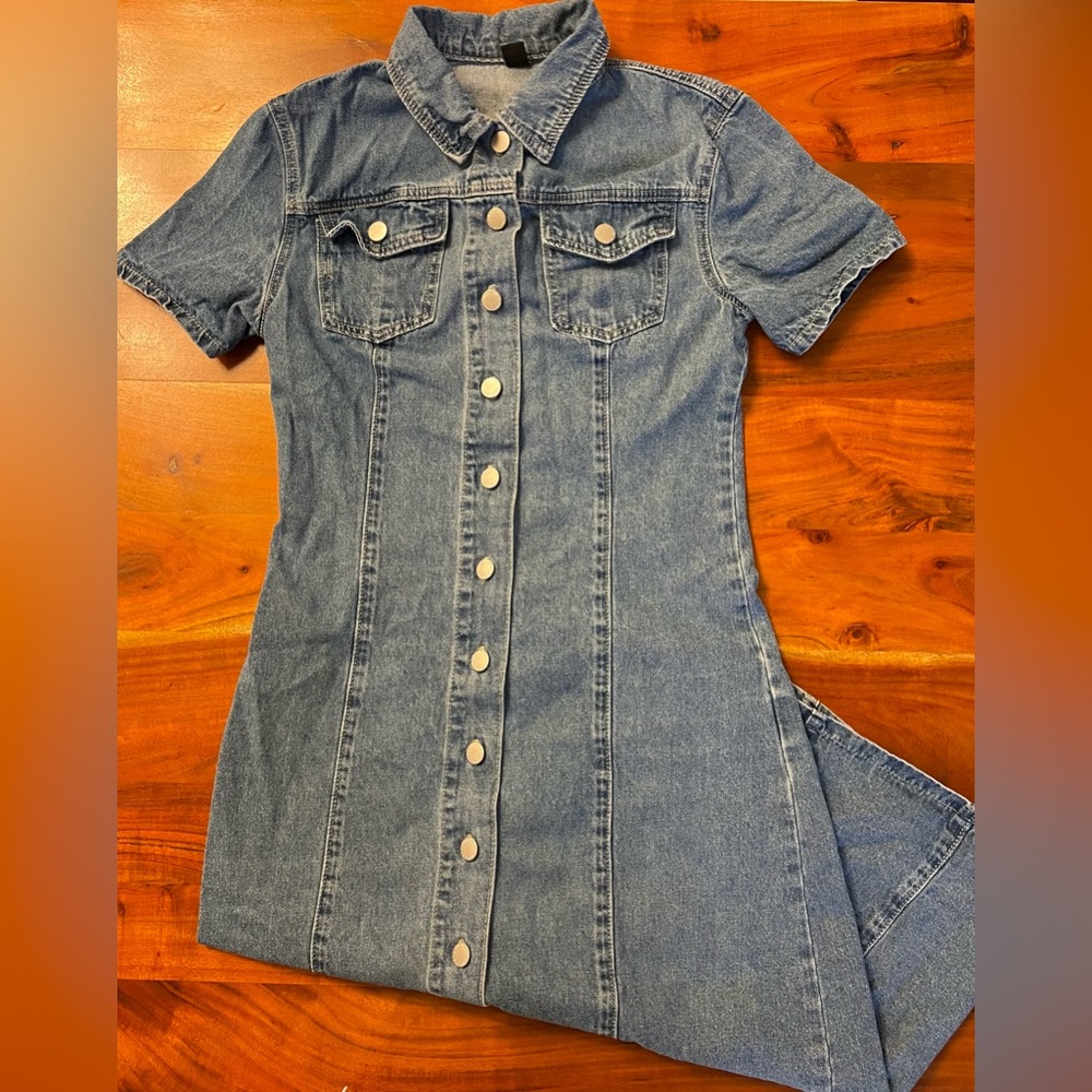 Women’s (non-stretch) Denim Button-Up Maxi Dress
